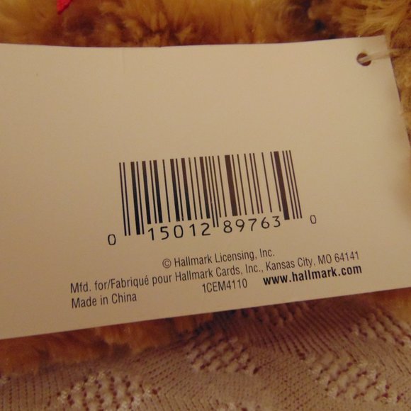 Hallmark Christmas Plush Bear, with Santa's cap and original tag, 2005 - Picture 7 of 7